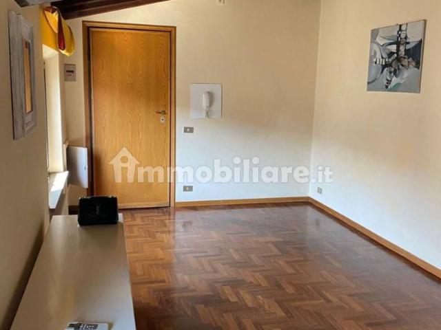 Mansarda ottimo stato, 45 m², Centro Storico, Parma