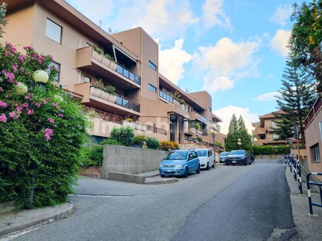 Mansarda Strada Privata Mito, Camaro Superiore, Messina