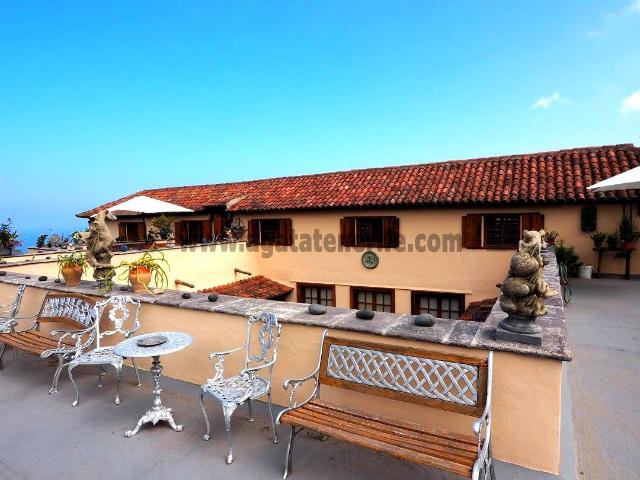 Mansión de la Angustias Oportunidad comercial o residencial. 900m² Icod