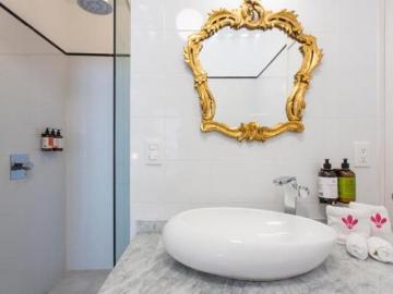 Mansión de 8 suites en venta en La Condesa