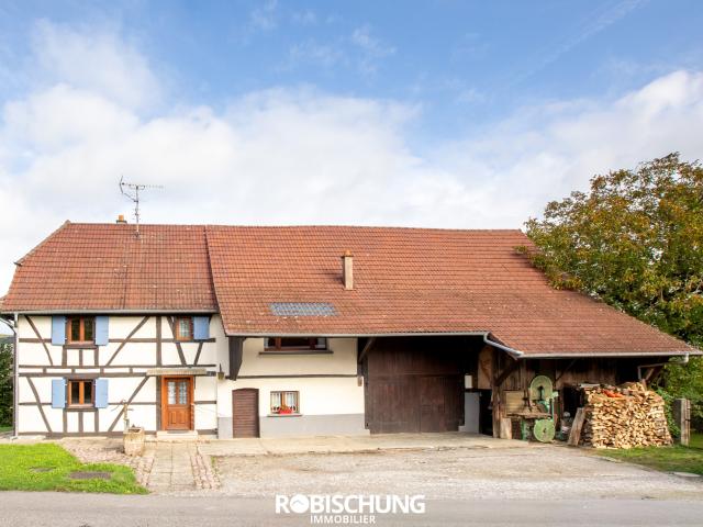 MANSPACH: Maison alsacienne avec dépendance, habitable de suite