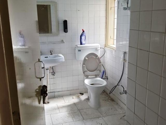 Mansrowar Apartment 3.5 Bedroom 1600 Sq. Ft. Apartment in Sector 61 Noida Listing ID: #10055