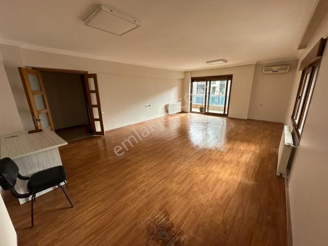 Mansuroğlunda Folkart Yakını 4+1 Kiralık Daire/ofis