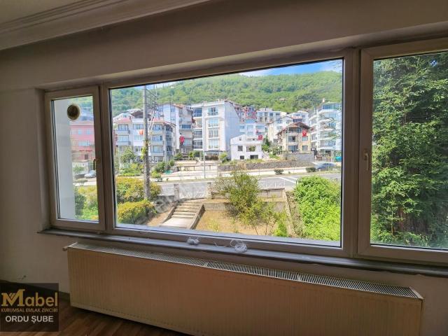 Mabel Den Güzelyalı Mah.de Kiralık 3+1daire denize Yakın Konum