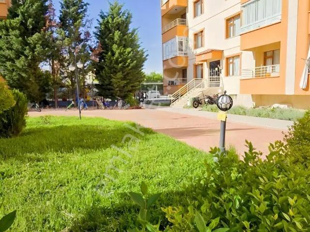 Mabel'den Bosna Hersek Mah. Eskon Sitesi 2+1 Satılık Daire
