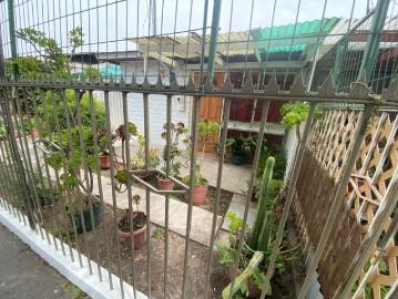 Macul, Vendemos casa en calle purranque macul