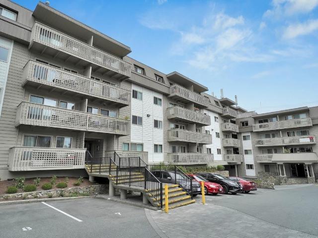 Macaulay East Apartments 1 Bedroom Apartment for Rent at 948 Esquimalt Rd, Esquimalt, BC V9A 6V3 Old Esquimalt