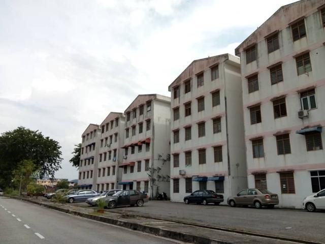 Machang Bubok Flat for SALE