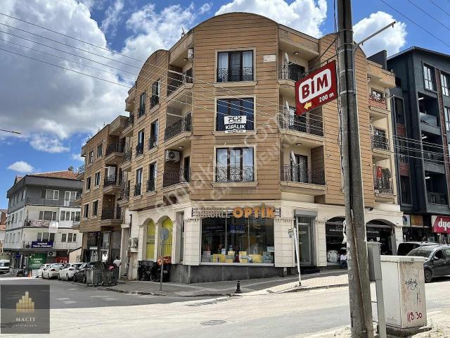 Macit'den Görükle'de Merkezi Konumda Eşyasız Kiralık Daire