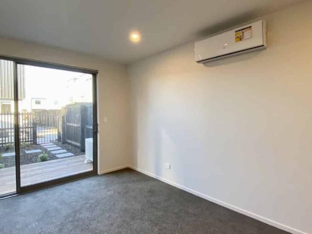 Mackworth Street Townhouse