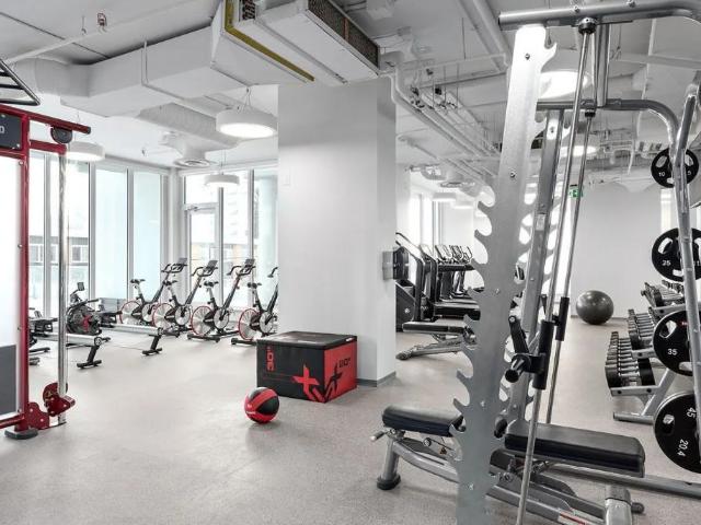Maclaren 2 Bed [object Promise] for Rent
