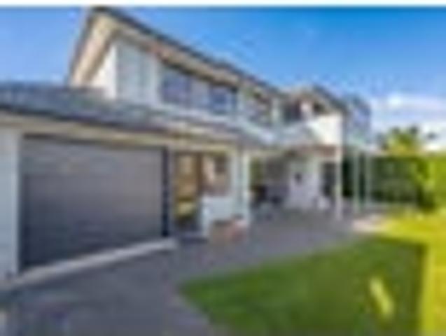 Last chance to view! Auction 6pm, Tues 02 June!