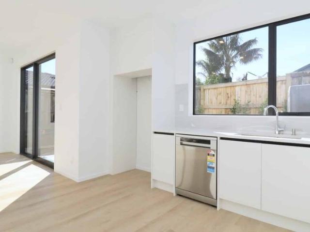 Macleans Zone 4 Bed 3 Bath