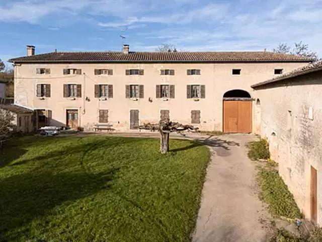 Mâcon 71000 Achat / Vente maison 8 pièces t8