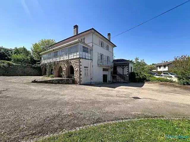 Mâcon 71000 Achat / Vente maison 9 pièces t9 terrasse parking