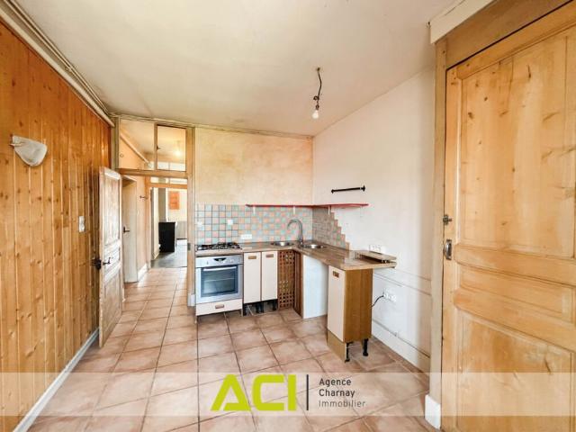 MACON – APPARTEMENT T3 AVEC BALCON