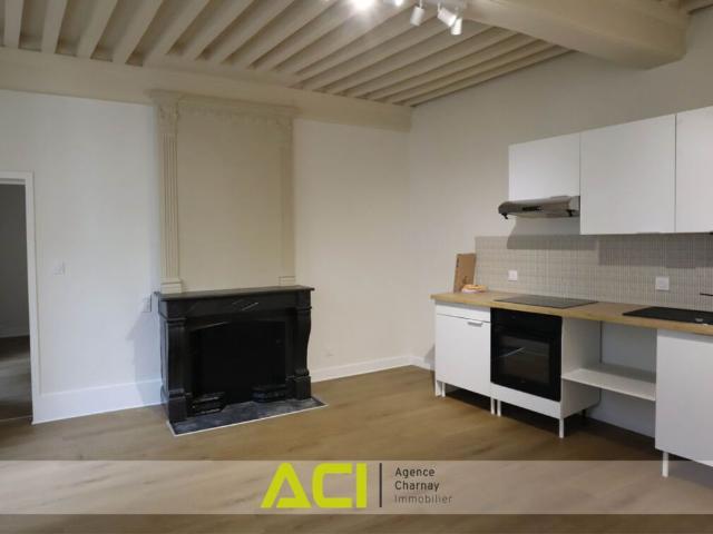 MACON – APPARTEMENT T3 ENTIEREMENT RENOVE
