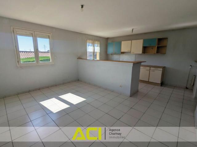 MACON NORD – APPARTEMENT T3 AVEC JARDIN