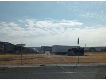 Macrolote Habitacional de 7600 m2 en Valle de Juriquilla Queretaro