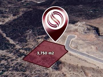Macrolote mixto de 3,750 m2 en venta, en la entrada de Juriquilla