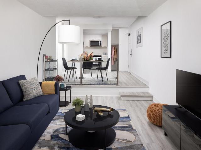 Maddox Cabbagetown 2 Bedroom Apartment for Rent at 201 Apartment Bldg Toronto, ON M5A 3X2 Cabbagetown