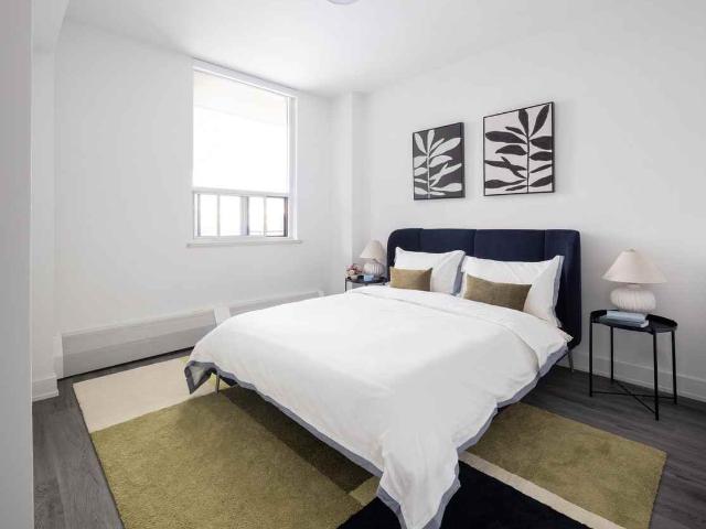 Maddox Tyndall 2 Bedroom Apartment for Rent at 135 Seabreeze Apts Toronto, ON M6K 2G4 Parkdale