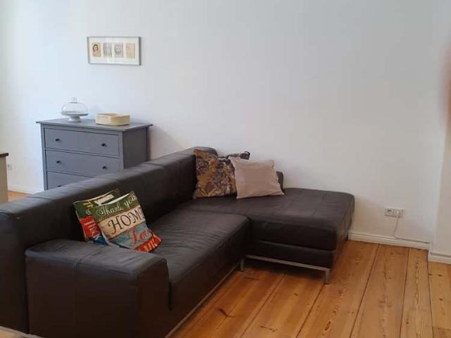 Madita große Altbau Wohnung mit 2 Schlafzimmern im schönen Wedding