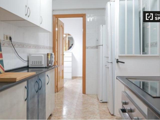 madrid, Community of Madrid 28053