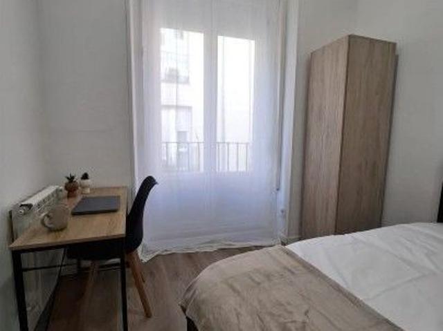madrid, Community of Madrid 28004