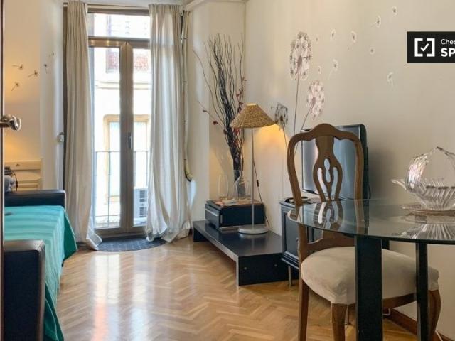 madrid, Community of Madrid 28004
