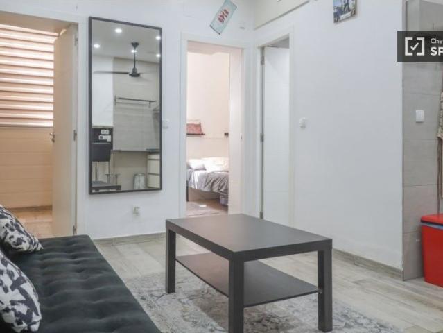 madrid, Community of Madrid 28005
