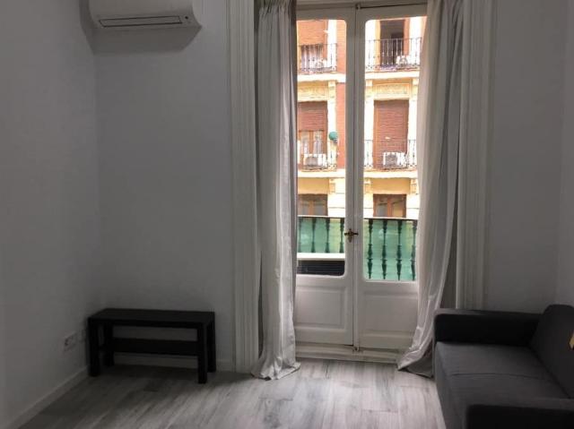 Madrid, Community of Madrid 28012