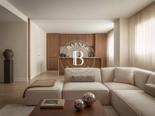 Madrid Chamberi. Rios Rosas vivienda reformada 216m² Madrid