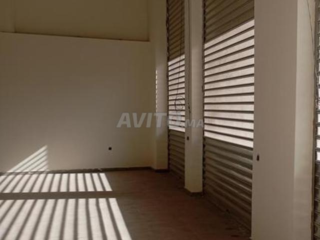 Magasin neuf à Hermitage 132m2