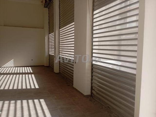 Magasin neuf de grand façade 140m2
