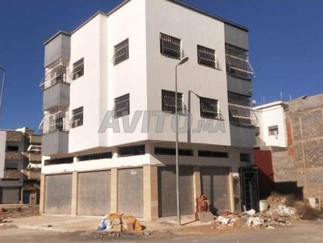 Magasin à louer 100 m² à Temara
