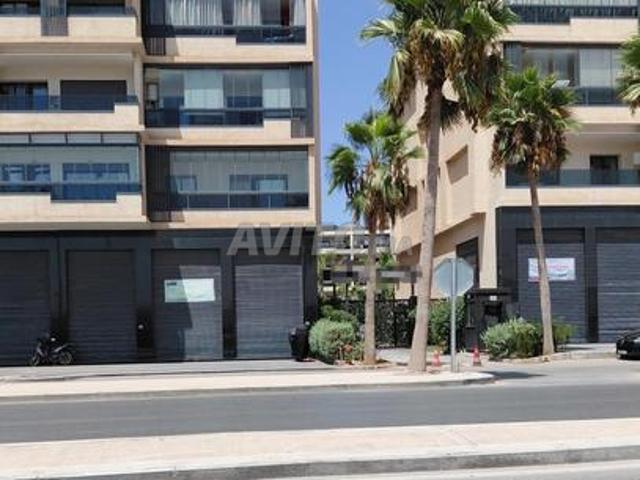 Magasin à louer à Californie, route Sidi Masoud