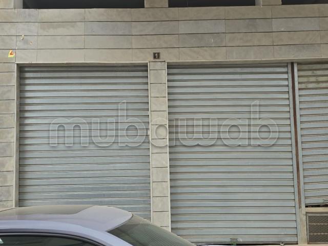 Magasin à vendre ou à louer à Temara de 95 m2 ou 83 m2
