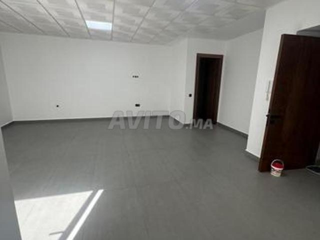 Magasin à vendre à 2min de la gare LGV