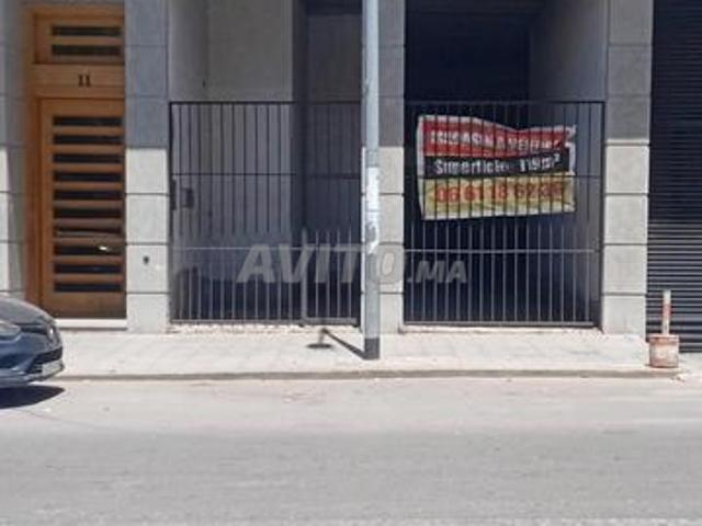 Magasin à vendre à côté de la clinique Akdital