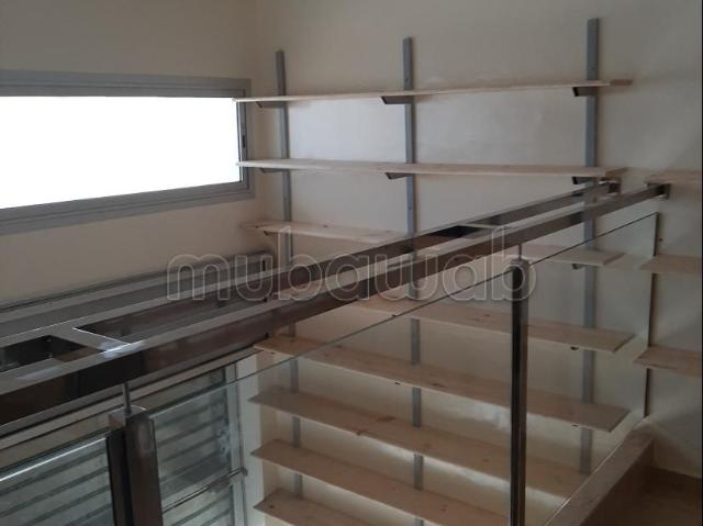 Magasin à Vendre Bernoussi amenagé en bon état
