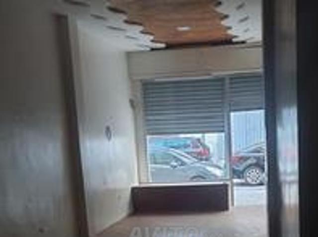 Magasin à vendre près du centre ville