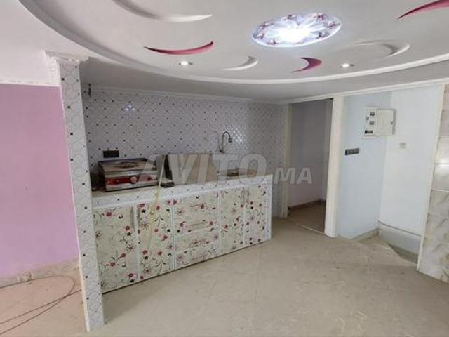 Magasin à vendre 215m²