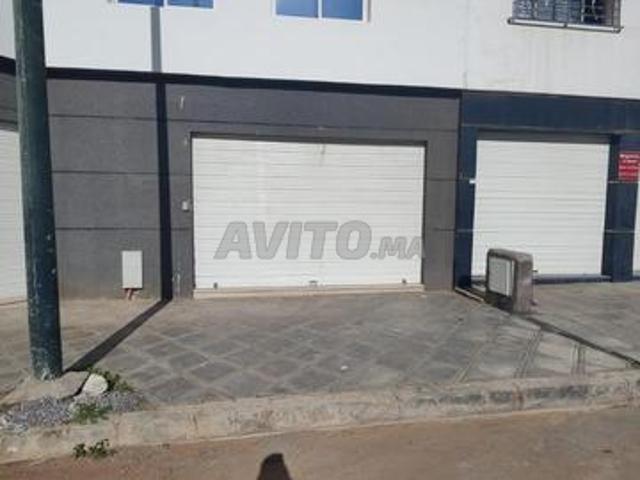 Magasin à vendre 84 m²