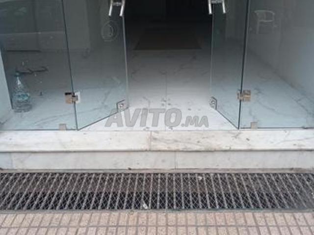 Magasin aménagé à des hôpitaux 116m2
