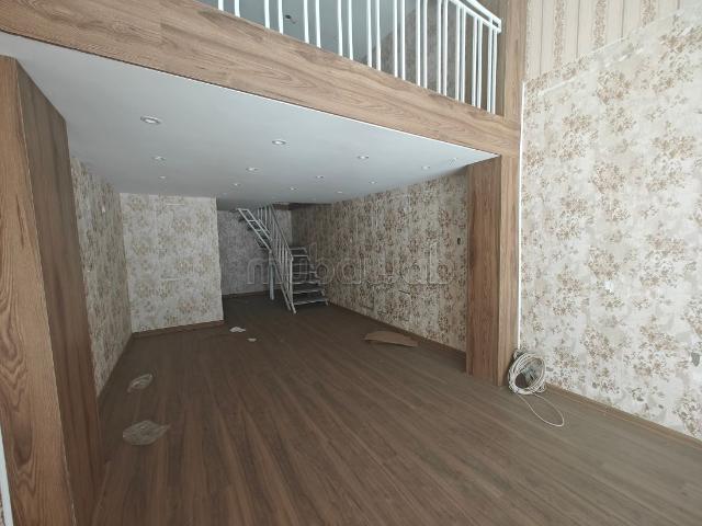 Magasin commercial de 59 m² à louer