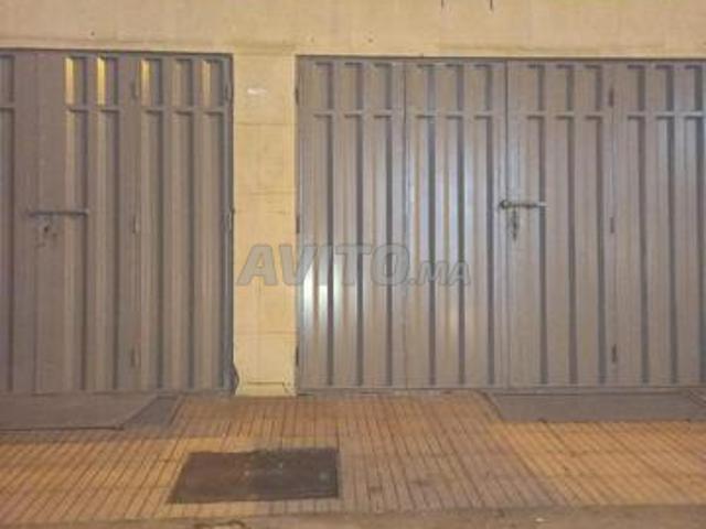 Magasin commercial location