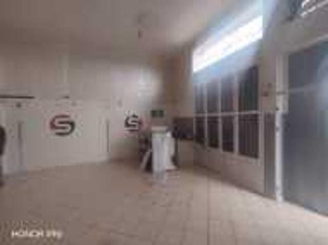 Magasin et cave contra bail 6500 dh