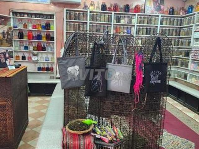Magasin en vente au quartier Talaa en Médina