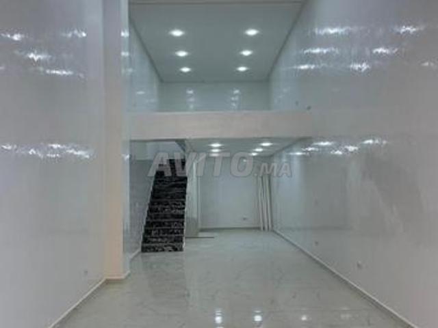 Magasin Perla 50m et 25m mezzanine